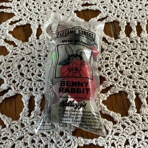 NOS Vintage 1999 Kellogg’s Sesame Street Mini Beans Benny Rabbit